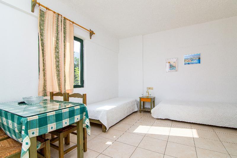 Dionysos Apartments Сталида Экстерьер фото